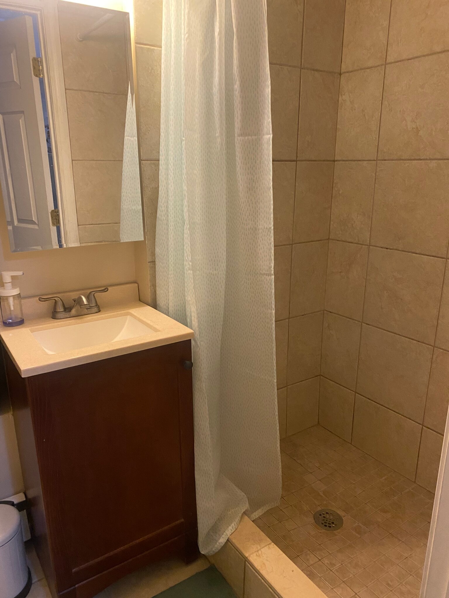 Building Photo - 30 Fleet St