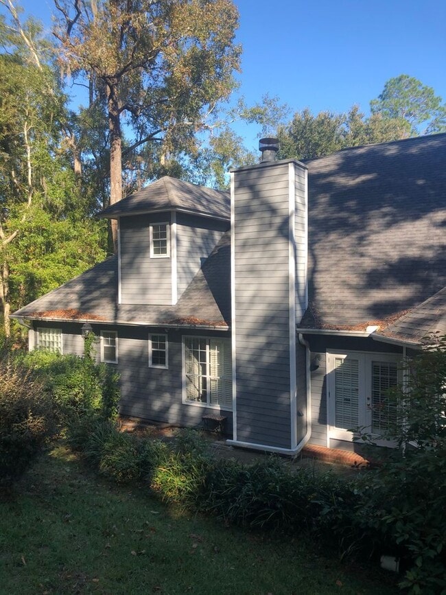 Building Photo - Gorgeous 4 bedroom 4.5 bathroom home in Ki...