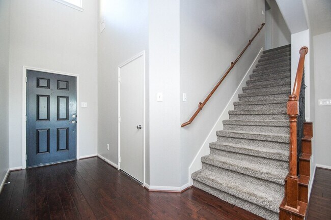 Building Photo - 14327 Mossy Gate Ln