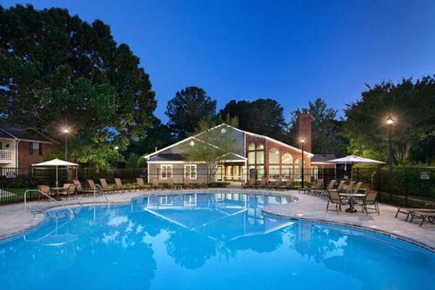 Building Photo - 108 Garris Dr