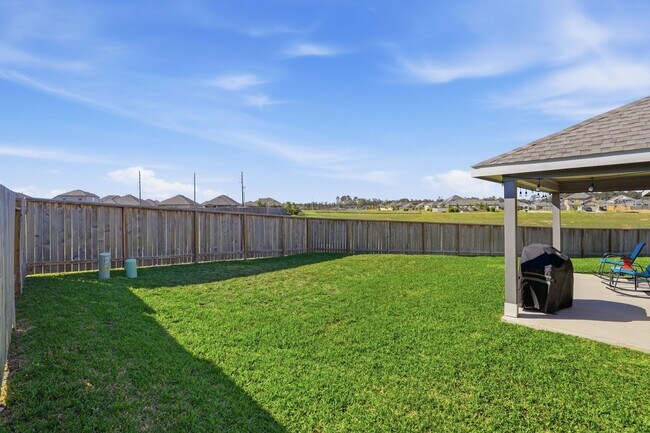 Building Photo - 651 Spring Ashberry Ct