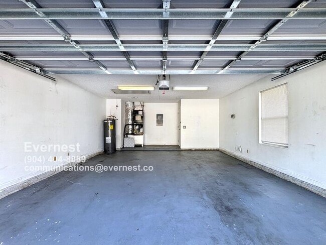 Building Photo - 1785 Chandelier Cir E