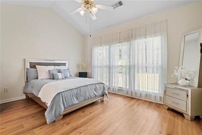 Building Photo - 1595 Hill Crossing Ct