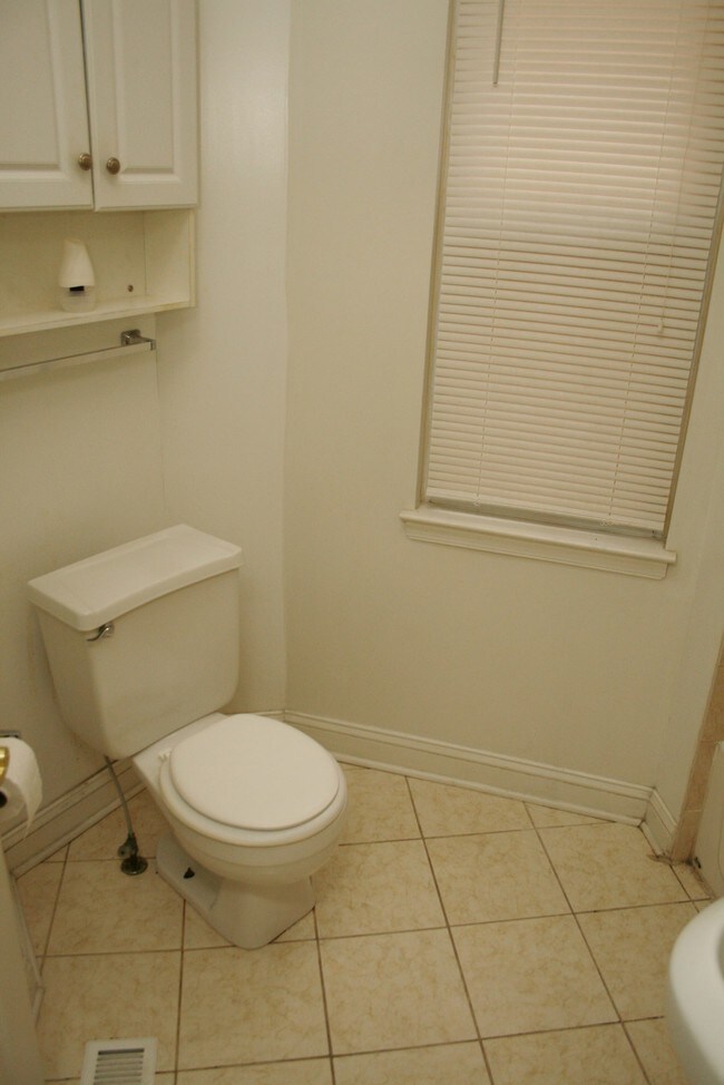 Building Photo - 205 N Luzerne Ave