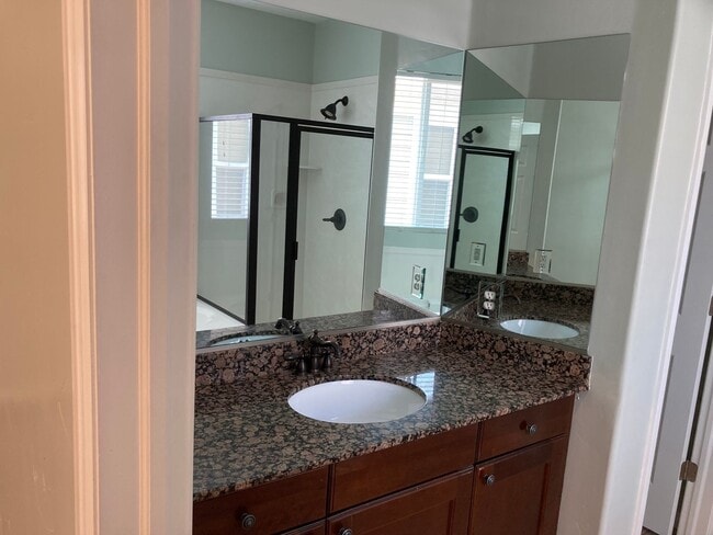 Building Photo - Beautiful Home in Highly Desired Daybreak Location!