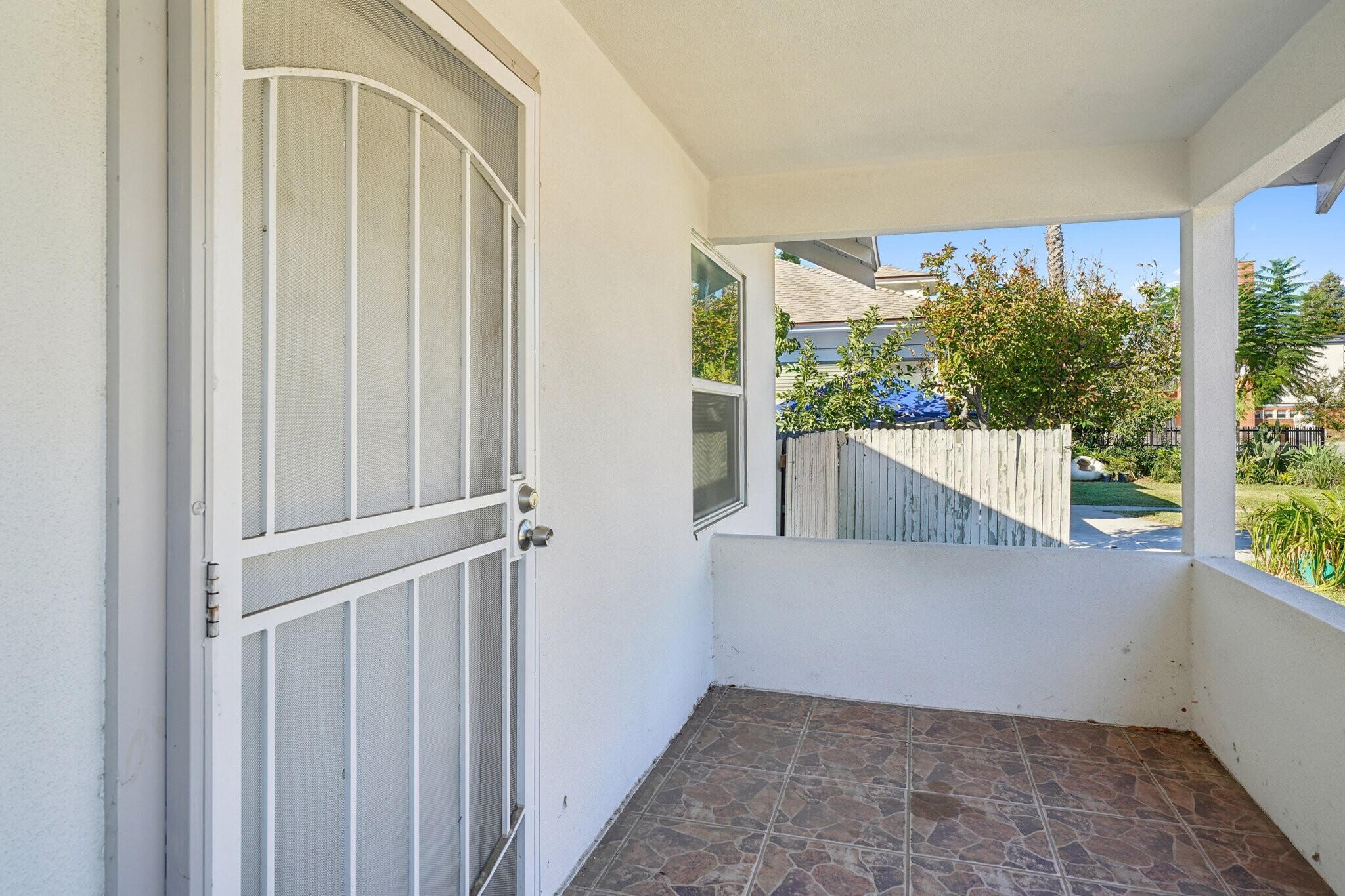 Building Photo - 379 W 19th St