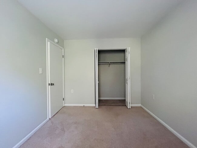 Building Photo - 3503 Aviary Way