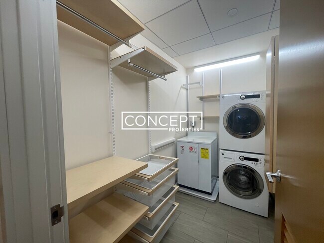 Building Photo - 115 Mt Auburn St