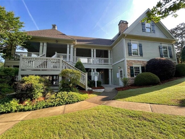 Building Photo - 1378 Greencrest Ct SW