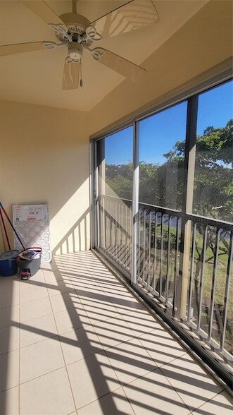 Building Photo - 901 SW 141st Ave