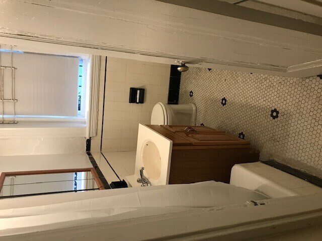 Building Photo - 1810 Commonwealth Ave