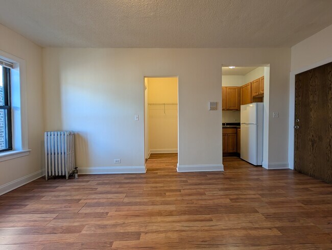 Building Photo - 1742 N Humboldt Blvd