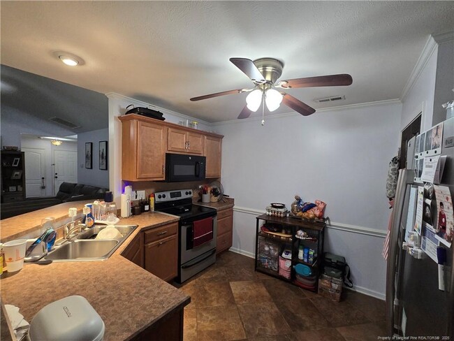 Building Photo - 441 Corsegan Rd