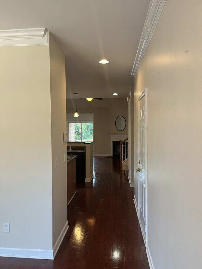 Building Photo - "Charming 3-Bed Home on Kemberton Court: Spacious Living with 2.5 Baths in Nolensville!" Communit...