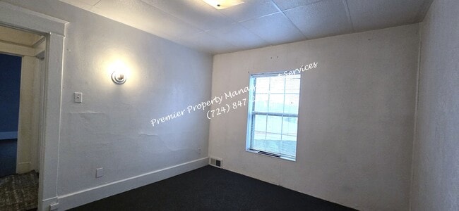 Building Photo - 404 Center Ave