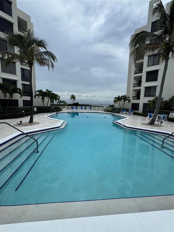 Building Photo - 2020 Harbourside Dr