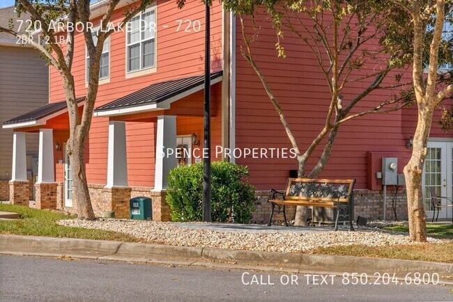 Building Photo - 720 Arbor Lake Dr