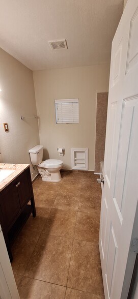 Building Photo - 7832 Elvera St