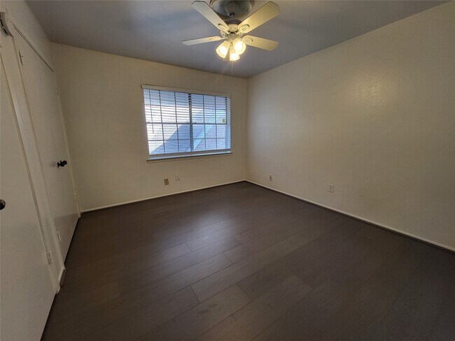 Building Photo - 1433 Cedar Post Ln