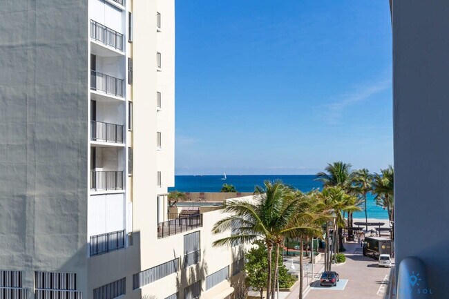 Building Photo - 777 N Ocean Dr