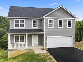 Building Photo - 4 BED 2.5 BATH LOCATED IN CHRISTIANSBURG LOCATED NOW