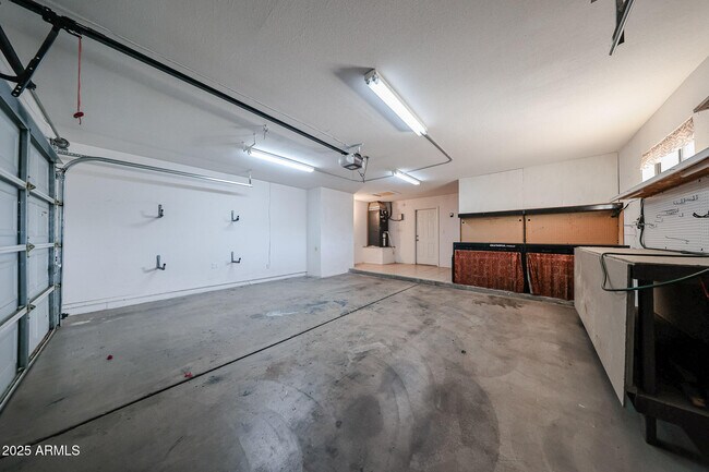 Building Photo - 6539 E Arbor Ave