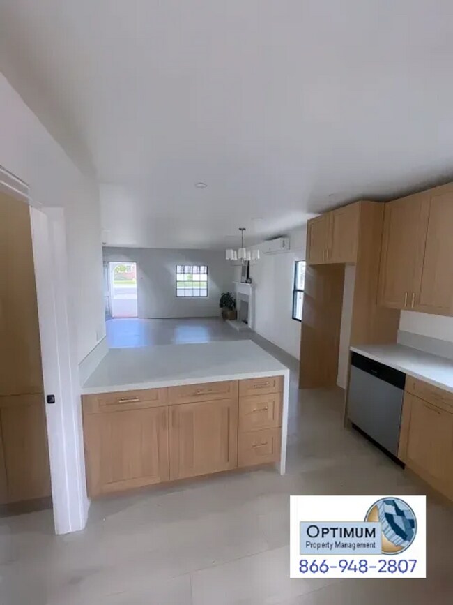 Building Photo - Fully Remodeled 2 Bed / 2 Bath Spanish Revival Bungalow – Historic N.W. Ontario