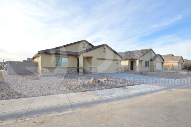 Building Photo - 2569 N Mcdonald Ln