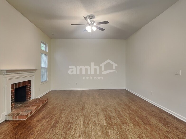 Building Photo - 2612 Bricker Dr