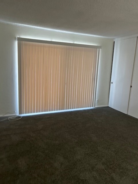 Building Photo - 53 Suffolk Ave