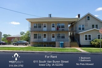 Building Photo - $875 | 1 Bedroom, 1 Bathroom Apartment | N...