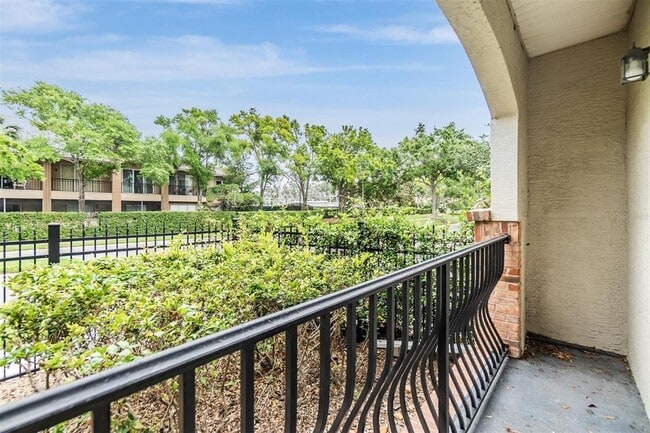 Building Photo - 501 Knights Run Ave