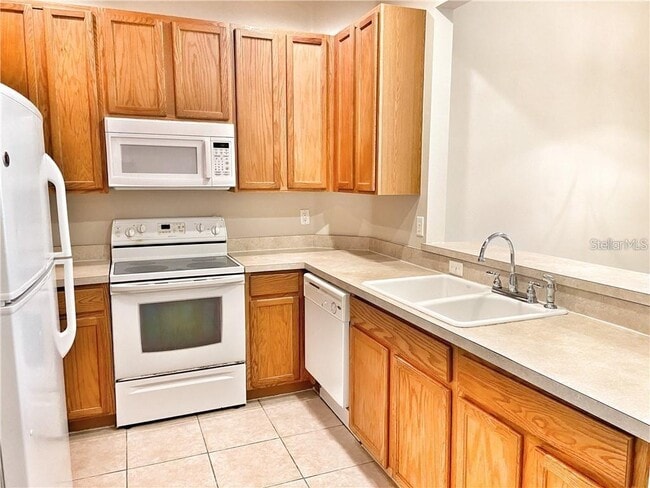 Building Photo - 4114 Via Piedra Cir