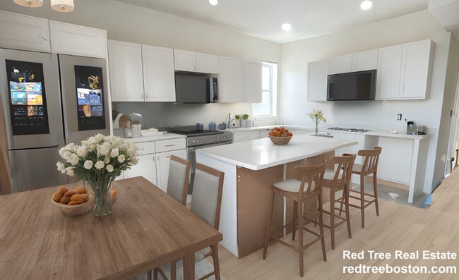 Building Photo - 47 Brackett St