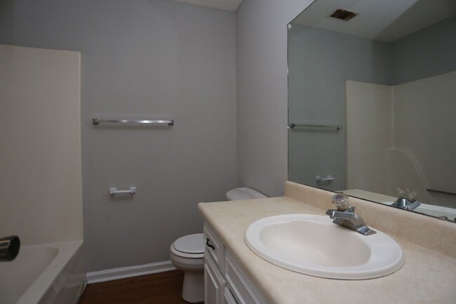 Building Photo - 1807 Chandler Rd