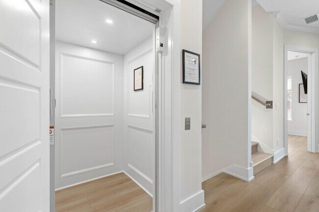 Building Photo - 3538 N Ocean Shore Blvd