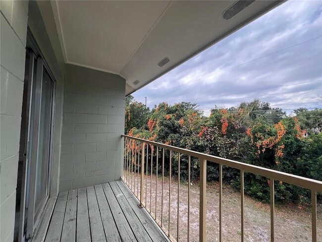 Building Photo - 52 N Fairfax Ave