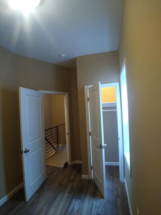 Building Photo - 45 N 59th St