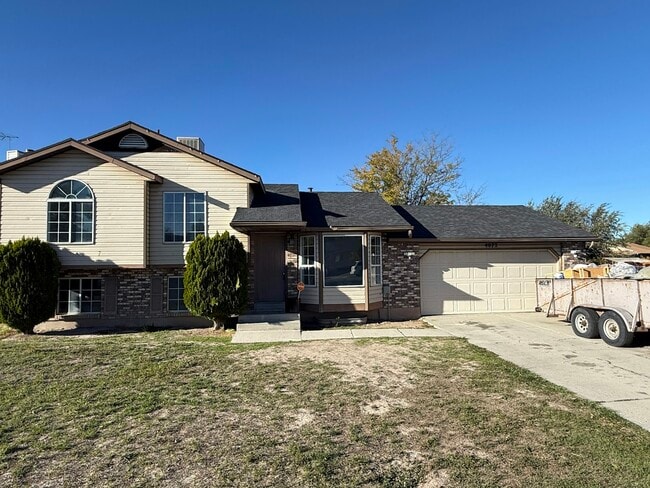 Primary Photo - 4072 W 3670 S