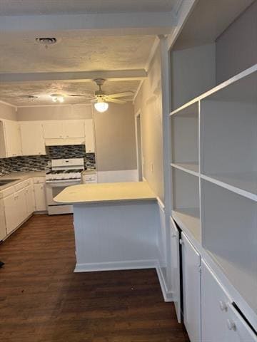 Building Photo - 7424 Songwood Dr