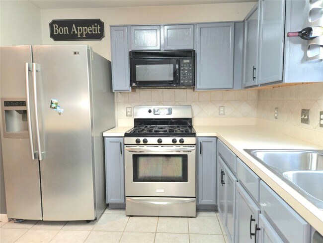 Building Photo - 11918 S Brenton Knoll Dr