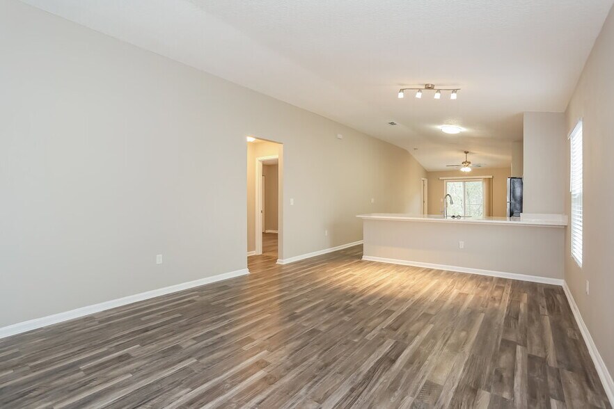 Building Photo - 3812 Evan Samuel Dr