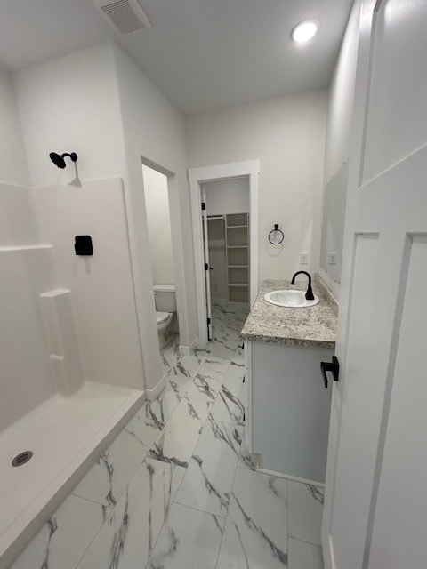 Building Photo - 587 Panich St