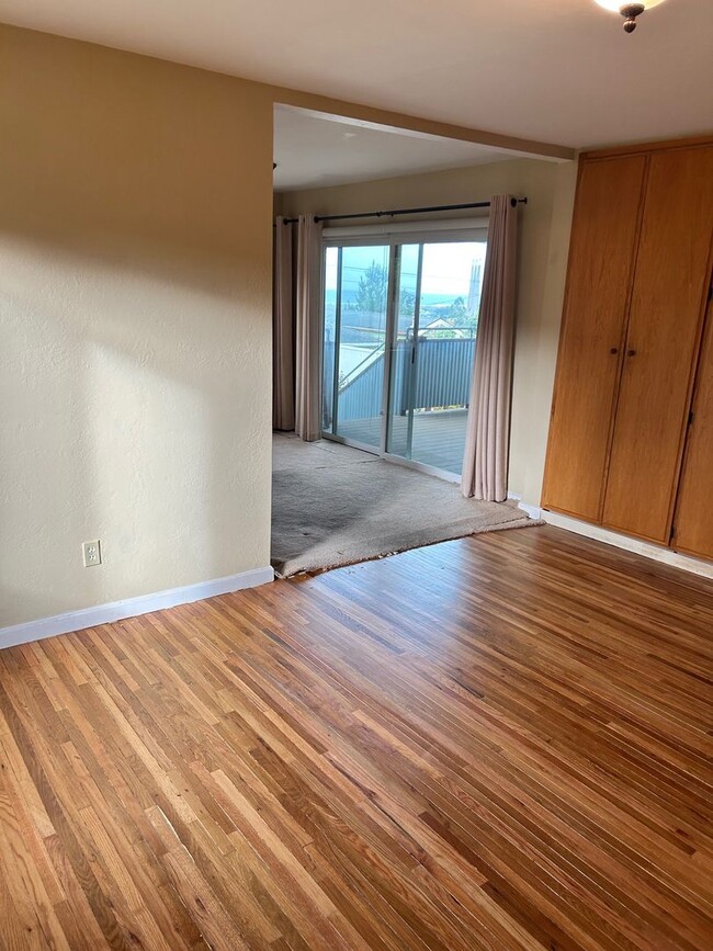 Building Photo - Charming Morro Bay Heights Home with Ocean Views