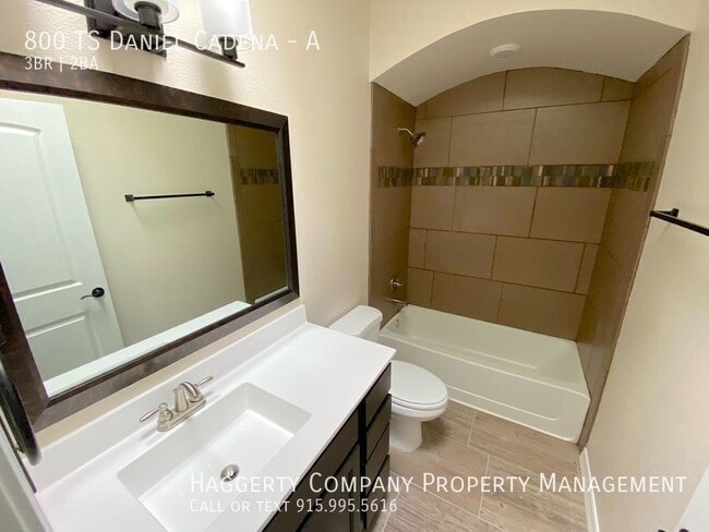 Building Photo - 800 TS Daniel Cadena Dr