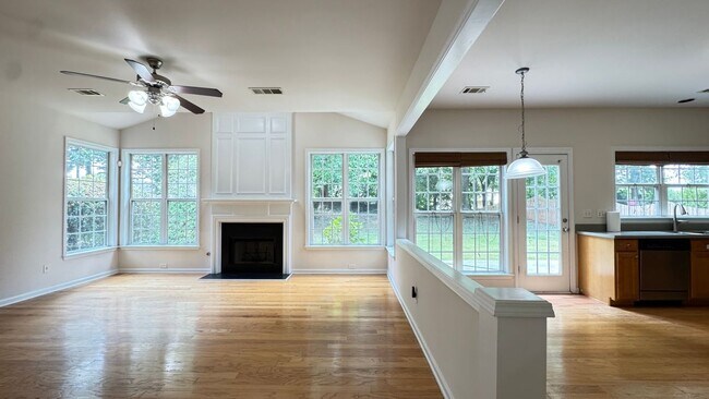 Building Photo - 3695 Fedorite Walk