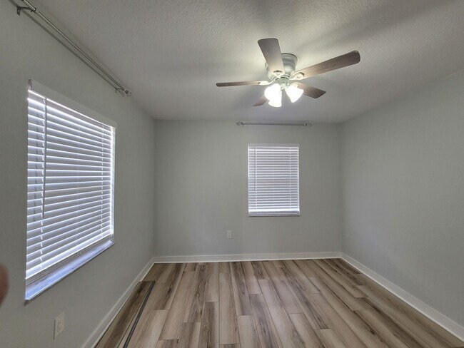 Building Photo - A delightful 2/2 Villa located in Spring Hill Florida