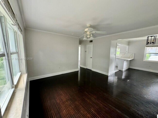 Building Photo - 7740 SW 54th Ct