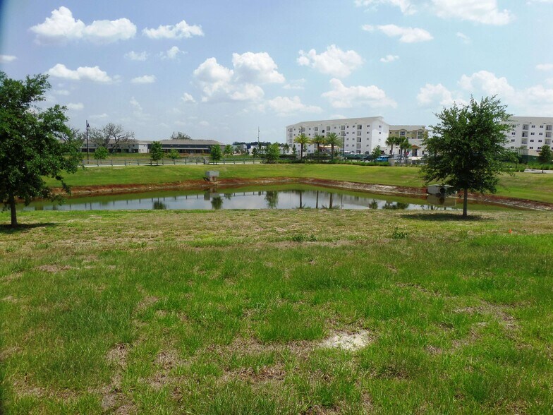 Building Photo - 5039 Stokes Way