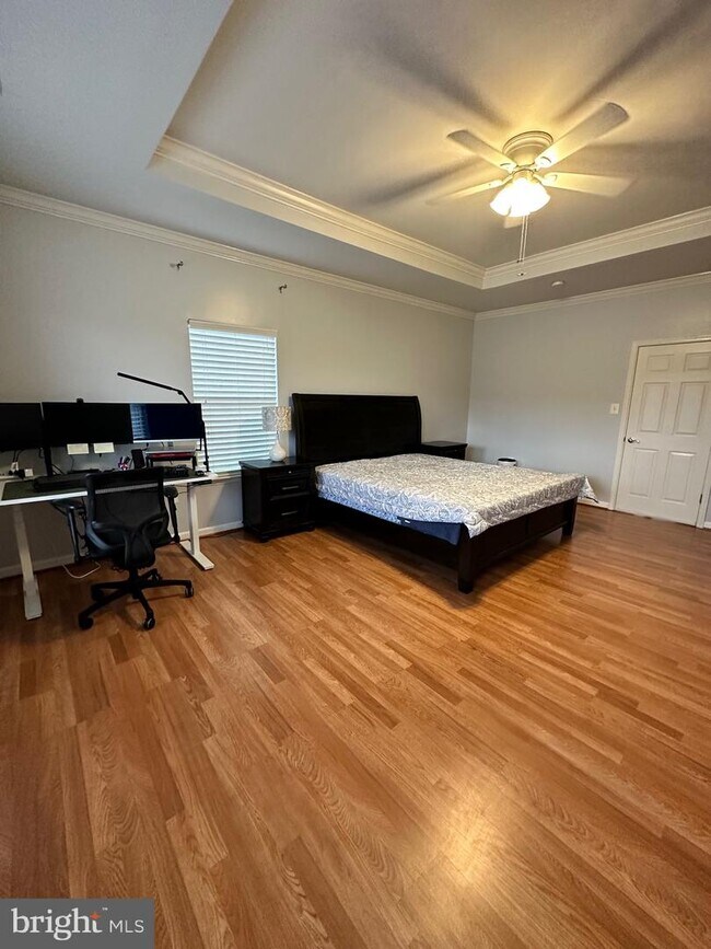 Building Photo - 44251 Huron Terrace